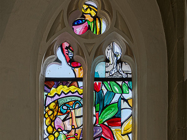 Lüpertzfenster in der Kirche St. Elisabeth Bamberg - Begleitung des Leichenzugs, Kranke besuchen
