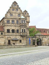 Eines der Glanzstücke auf dem Bamberger Domberg: die Alte Hofhaltung neben dem Dom